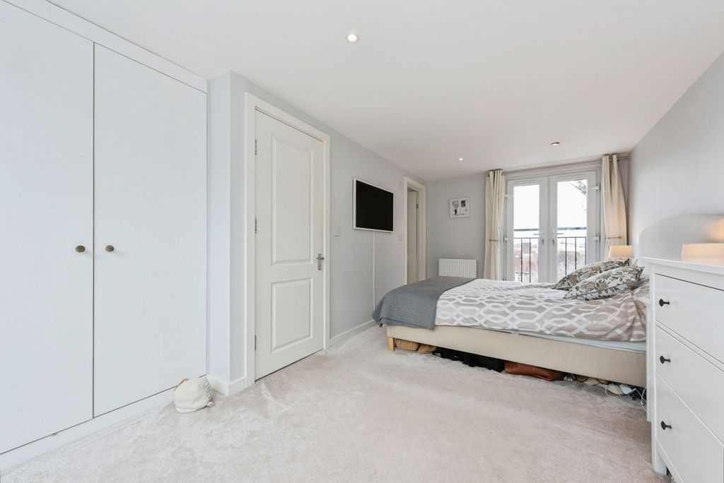 Additional image 19 of 4 bed end terrace house for saleSchoolgate Drive, Morden SM4