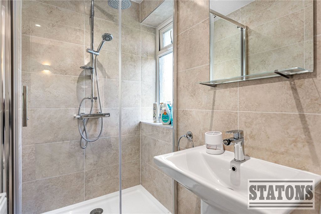 Additional image 21 of 5 bed detached house for saleThe Avenue, Potters Bar, Hertfordshire EN6