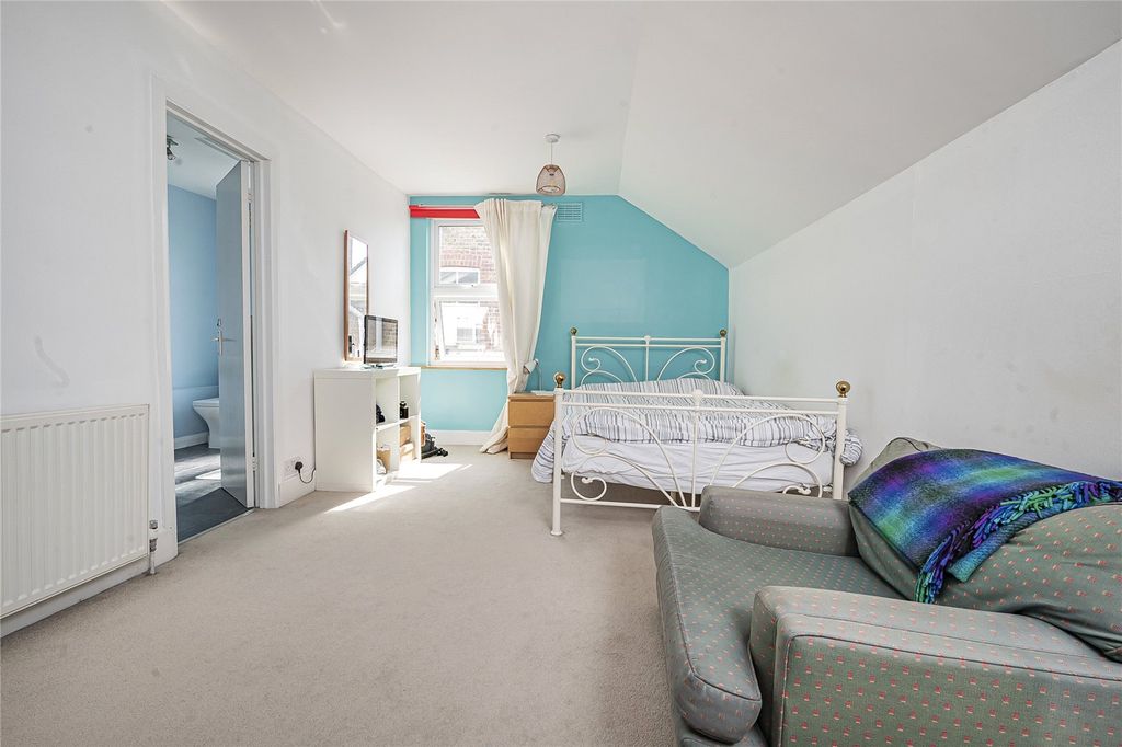 Additional image 15 of 6 bed semi-detached house for salePresburg Road, New Malden KT3