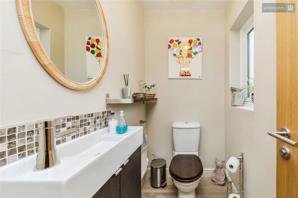 Additional image 12 of 5 bed detached house for saleKensington Drive, Willaston, Nantwich, Cheshire CW5
