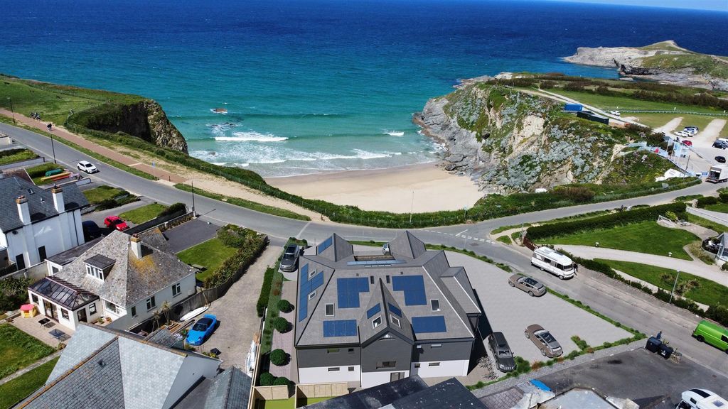2 bed flat for sale6 The Kallacliff, 12 Lusty Glaze Road, Newquay TR7