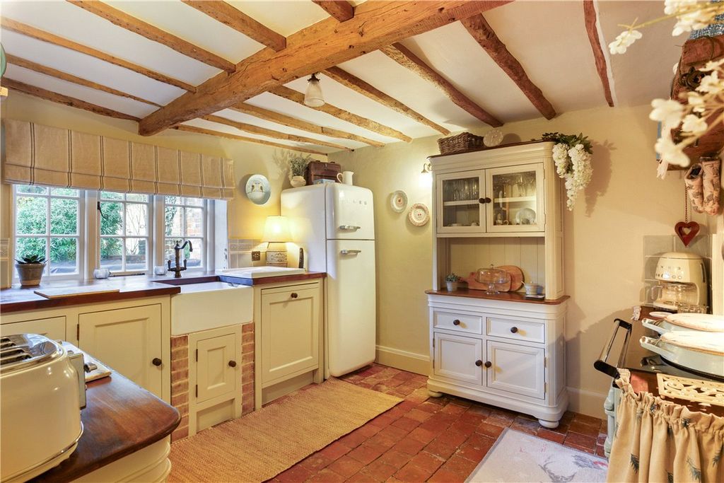 Additional image 2 of 4 bed terraced house for saleSilverless Street, Marlborough, Wiltshire SN8