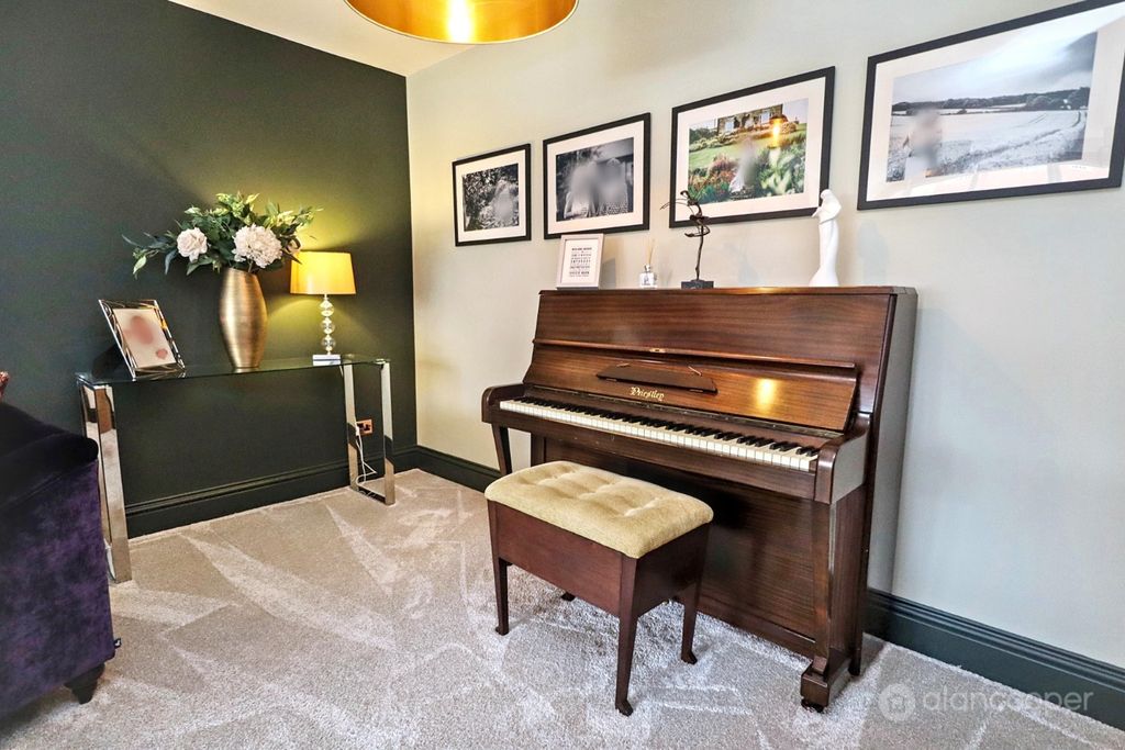 Additional image 10 of 4 bed detached house for saleMilby Drive, St Nicolas Park, Nuneaton CV11