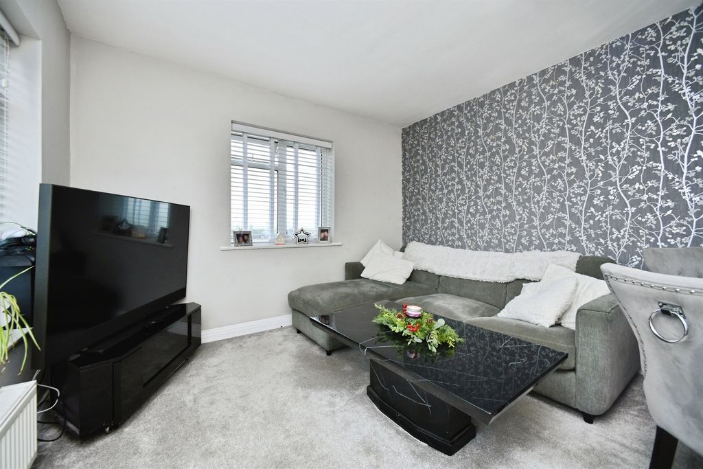 1 bed flat for saleGorham Way, Telscombe Cliffs, Peacehaven BN10 photo 5