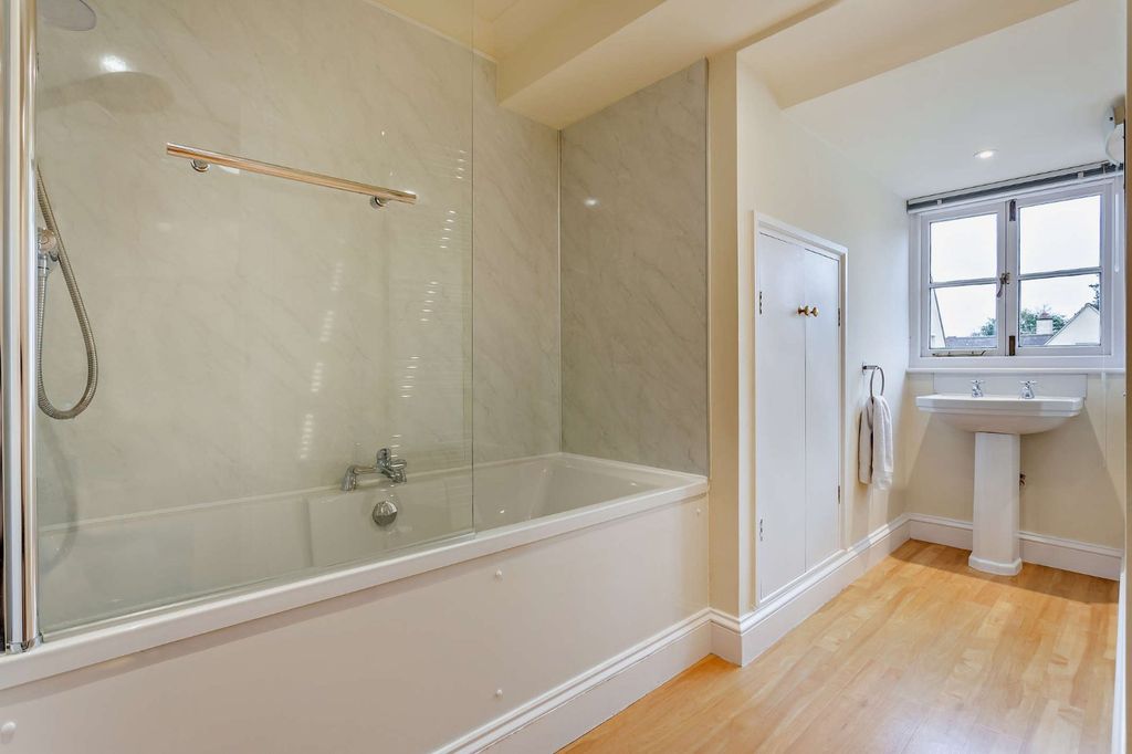 Additional image 12 of 3 bed terraced house for saleThe Stables, Lechlade, Gloucestershire GL7