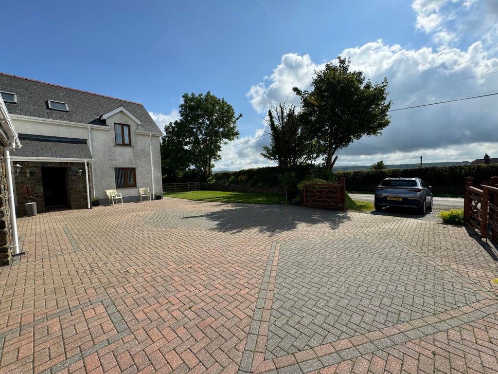 Additional image 5 of 5 bed detached house for saleLlwyndrain, Llanfyrnach SA35