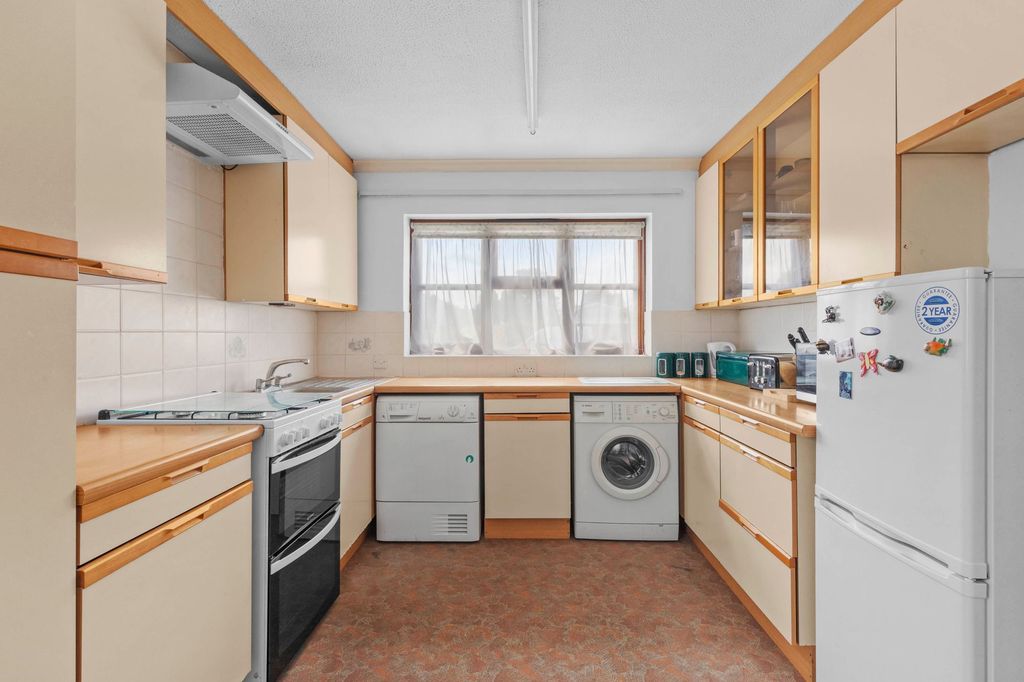 Additional image 5 of 3 bed detached bungalow for saleNew Road, Princes Risborough HP27