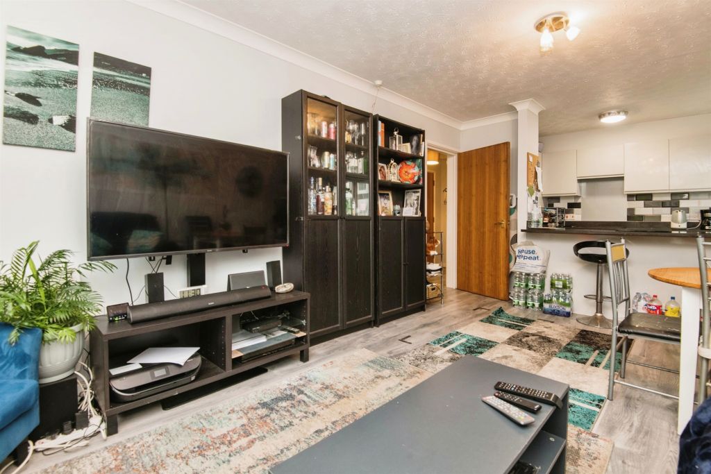 Additional image 5 of 2 bed flat for saleAnning Road, Lyme Regis DT7