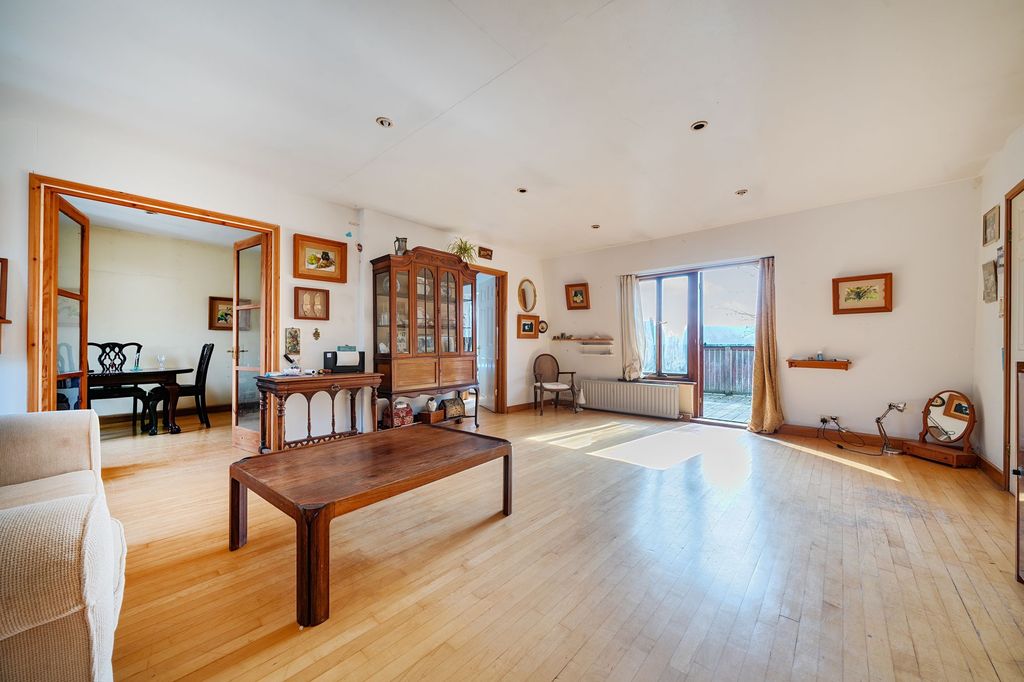 Additional image 19 of 3 bed maisonette for saleBriarwood Workshop And Studio, Bepton Road, Midhurst GU29
