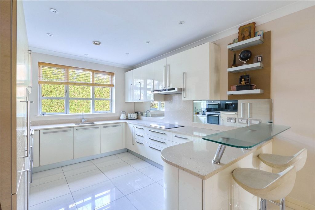 Additional image 3 of 4 bed detached house for saleMill Reef, Newmarket, Suffolk CB8