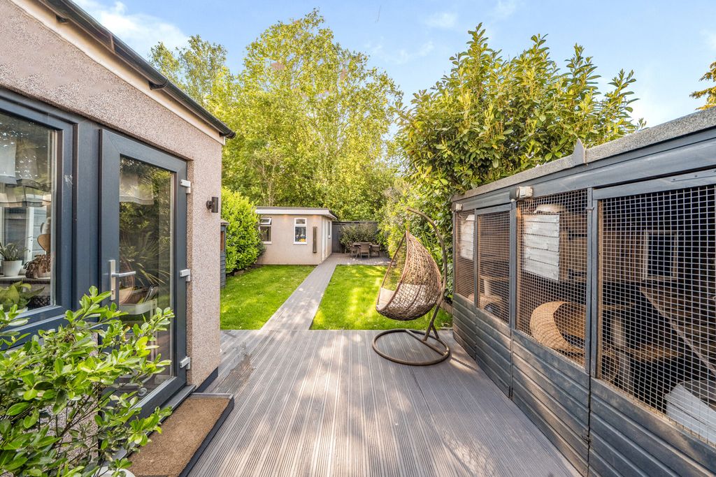 Additional image 10 of 6 bed semi-detached house for saleLaughton Road, Northolt UB5