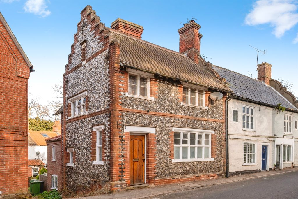 2 bed flat for saleKings Arms Street, North Walsham NR28