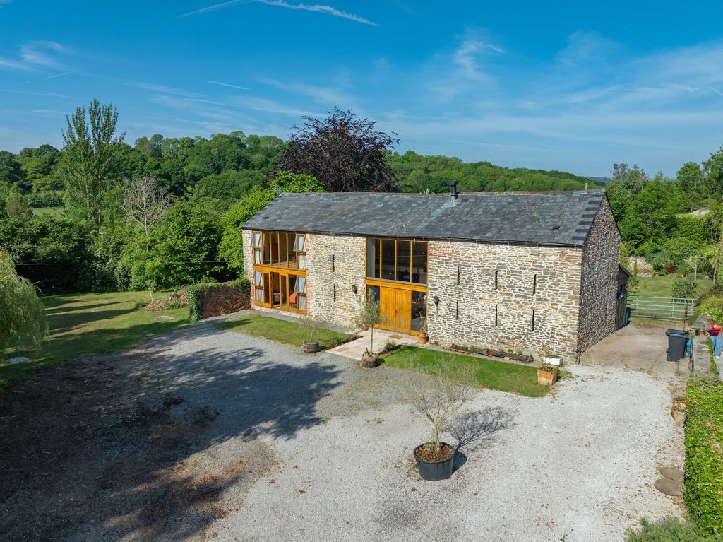 Additional image 49 of 7 bed property for saleGloucester Road, Longhope GL17
