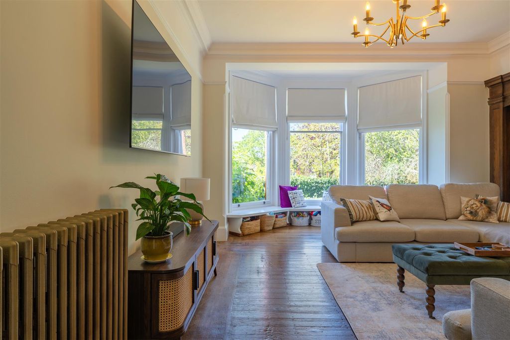 Additional image 10 of 7 bed semi-detached house for saleAbington Park Crescent, Northampton NN3