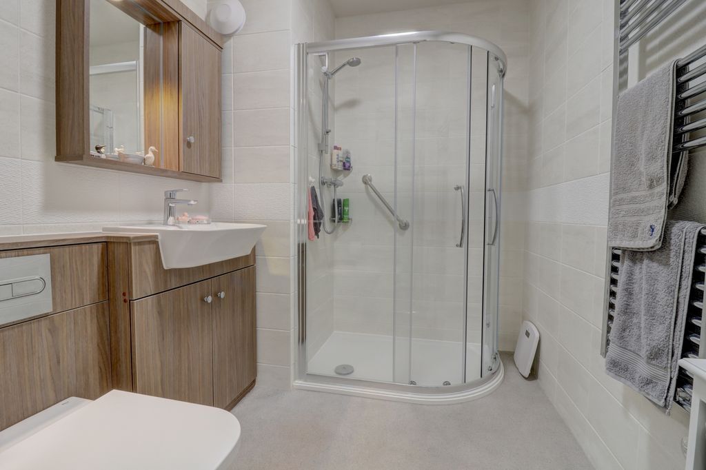 Additional image 9 of 1 bed flat for saleLongwick Road, Princes Risborough, Buckinghamshire HP27