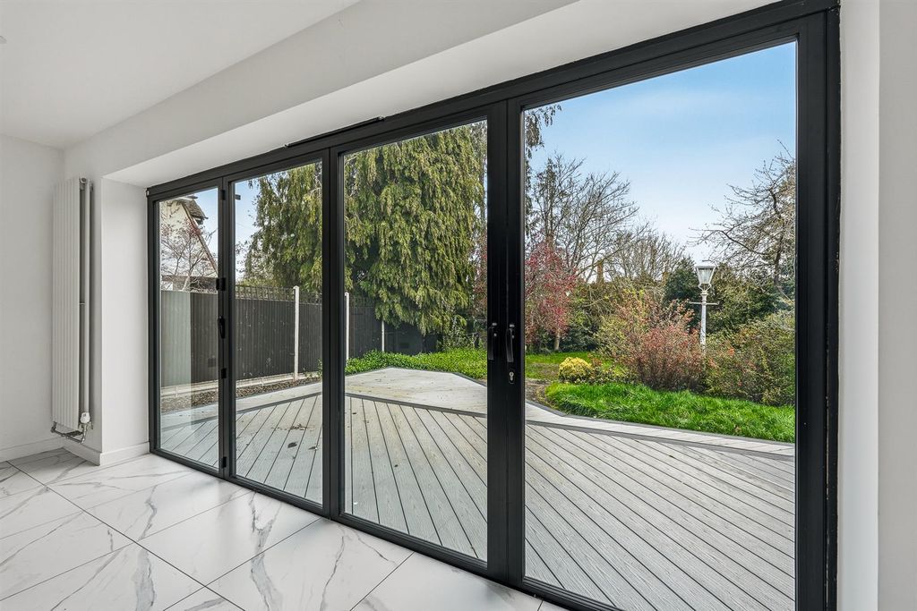 Additional image 5 of 5 bed detached house for saleSt. Lawrence Drive, Cringleford NR4
