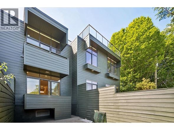 1010 CYPRESS STREET, Vancouver, BC, V6J3K5