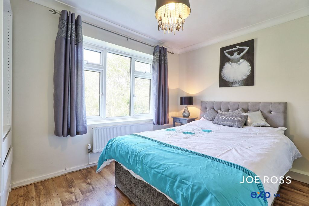 Additional image 13 of 2 bed flat for saleSt. Giles Crescent, Maldon CM9