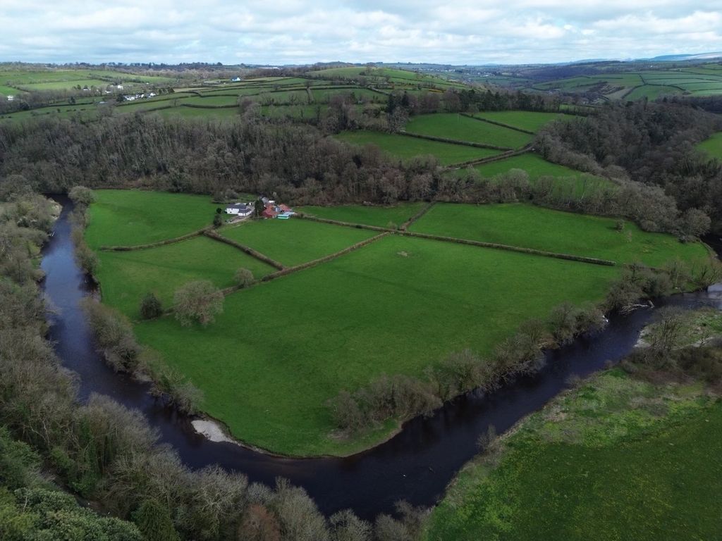8 bed farm for saleBangor Teifi, Llandysul SA44