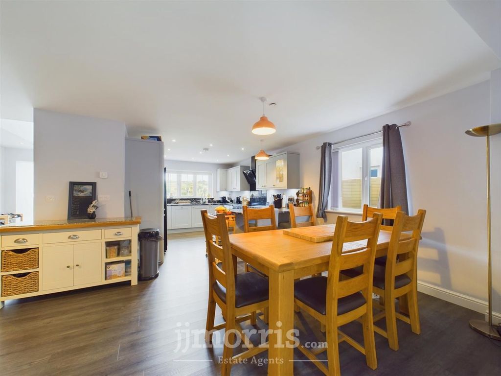 Additional image 9 of 4 bed property for saleCaeberllan, Adpar SA38
