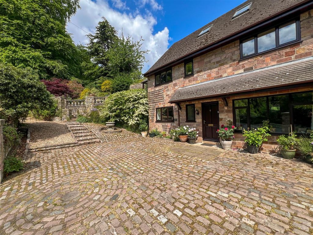 Additional image 28 of 4 bed property for saleAbbey Green Road, Leek ST13
