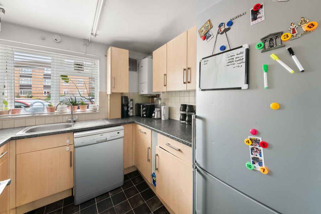 Additional image 9 of 2 bed flat for saleBurlington House, The Farmlands, Northolt UB5