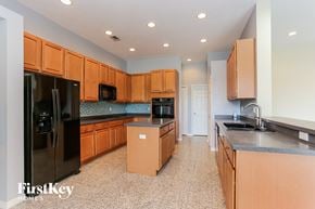 2620 Wood Pointe Drive, Holiday, FL, 34691 photo 4