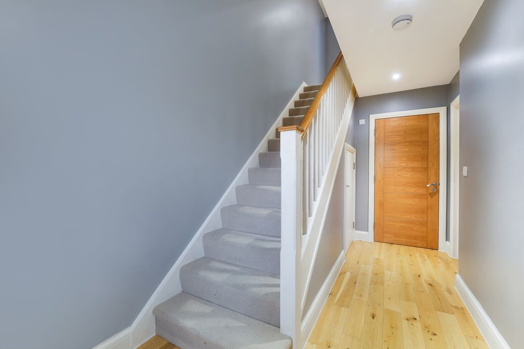 Additional image 21 of 4 bed semi-detached house for salePollard Road, Morden SM4