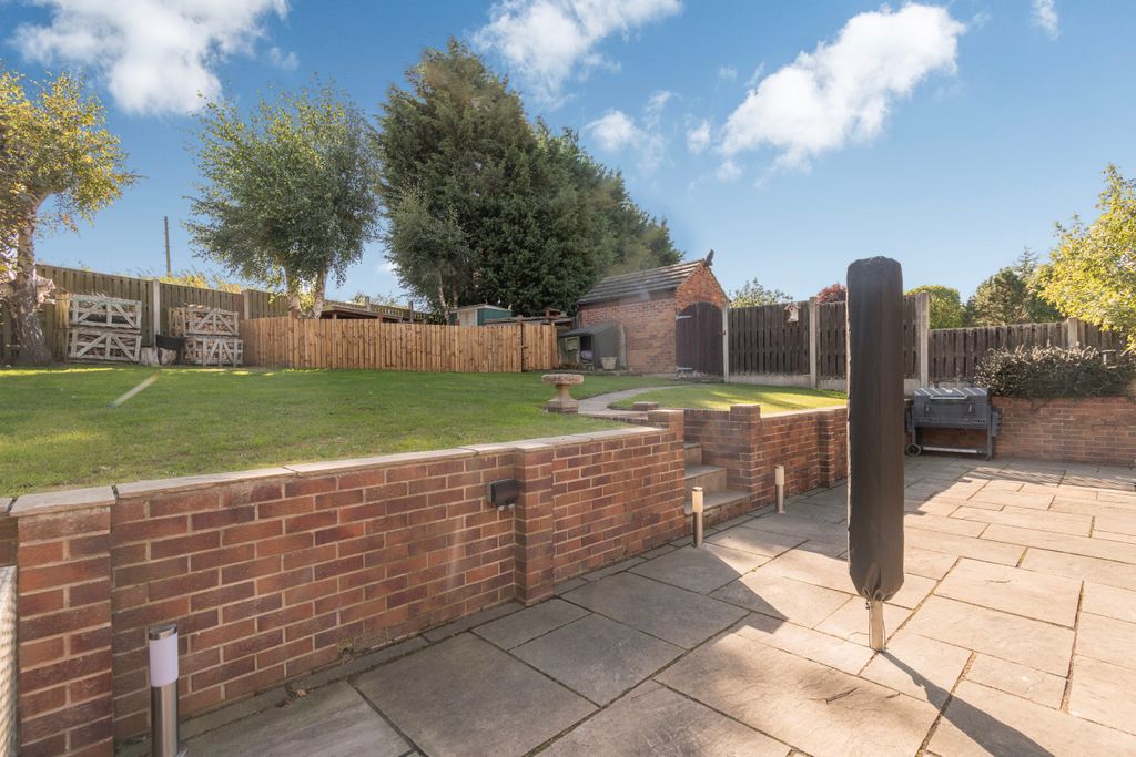 Additional image 21 of 4 bed detached house for saleKnottingley Road, Pontefract WF8