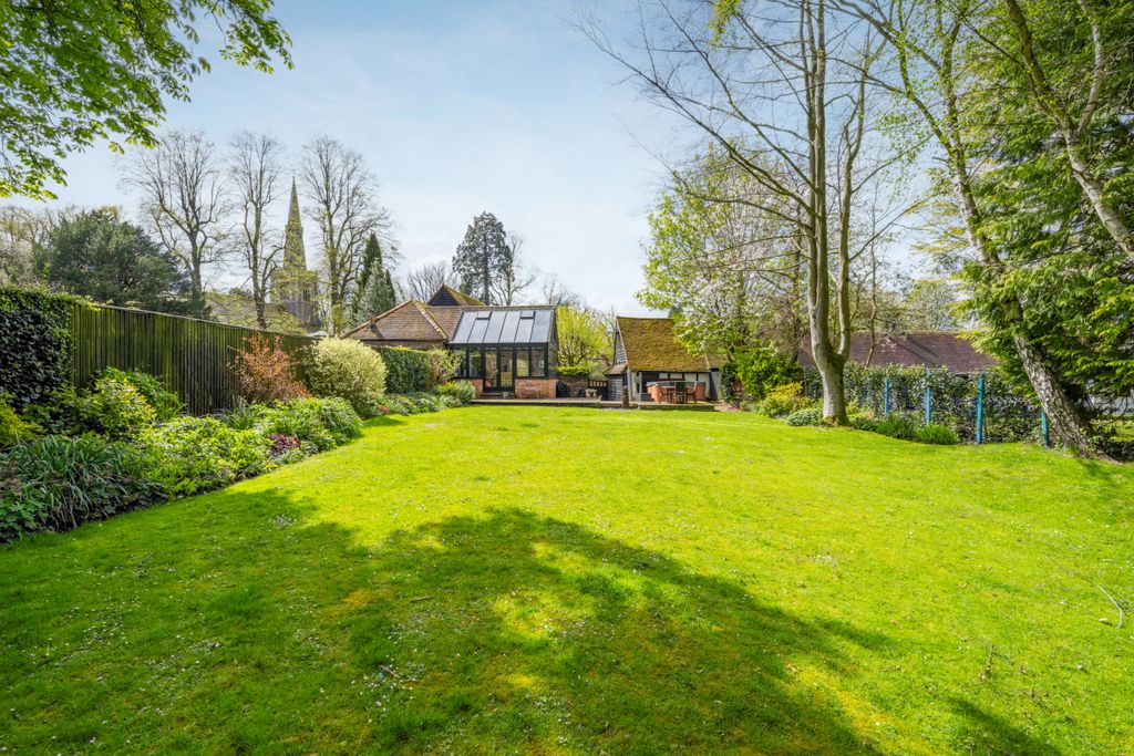 Additional image 3 of 4 bed link detached house for saleChurch Lane, Princes Risborough HP27