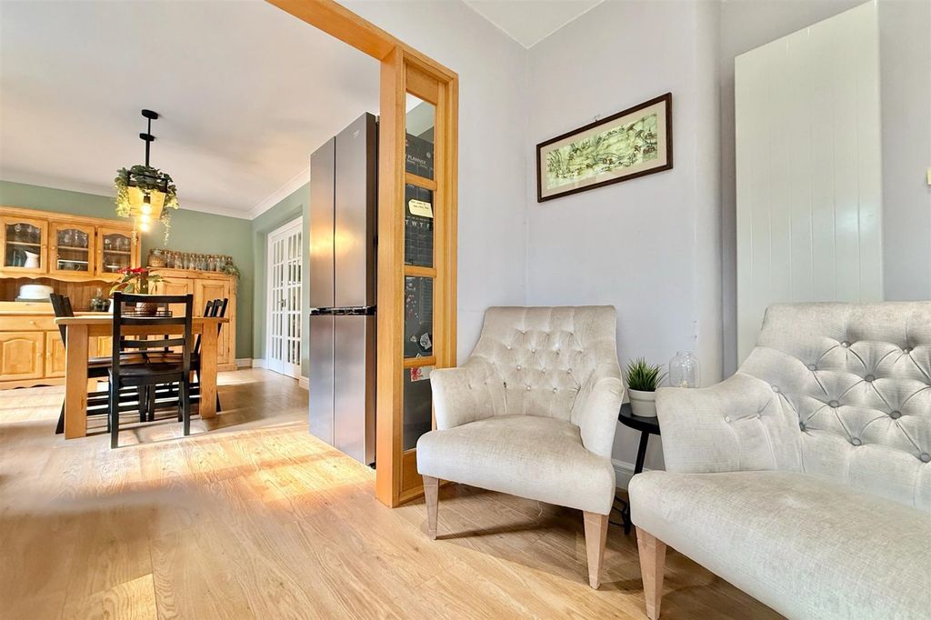 Additional image 14 of 5 bed detached house for saleElm Close, Newark NG24
