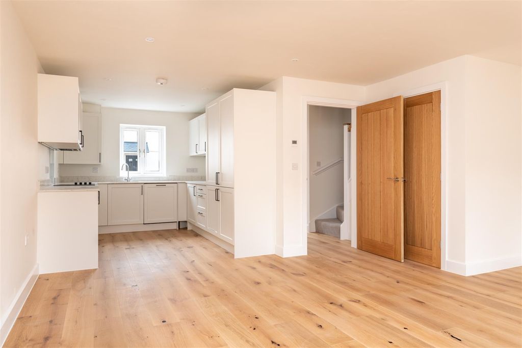 Additional image 4 of 4 bed terraced house for sale'the Chippel', Monmouth Park, Lyme Regis DT7