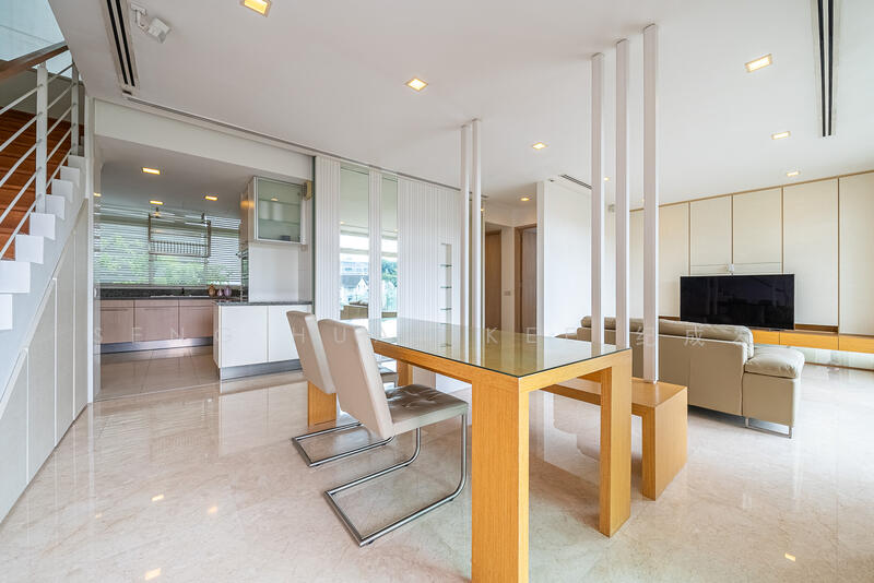 35 Lloyd Road photo 3