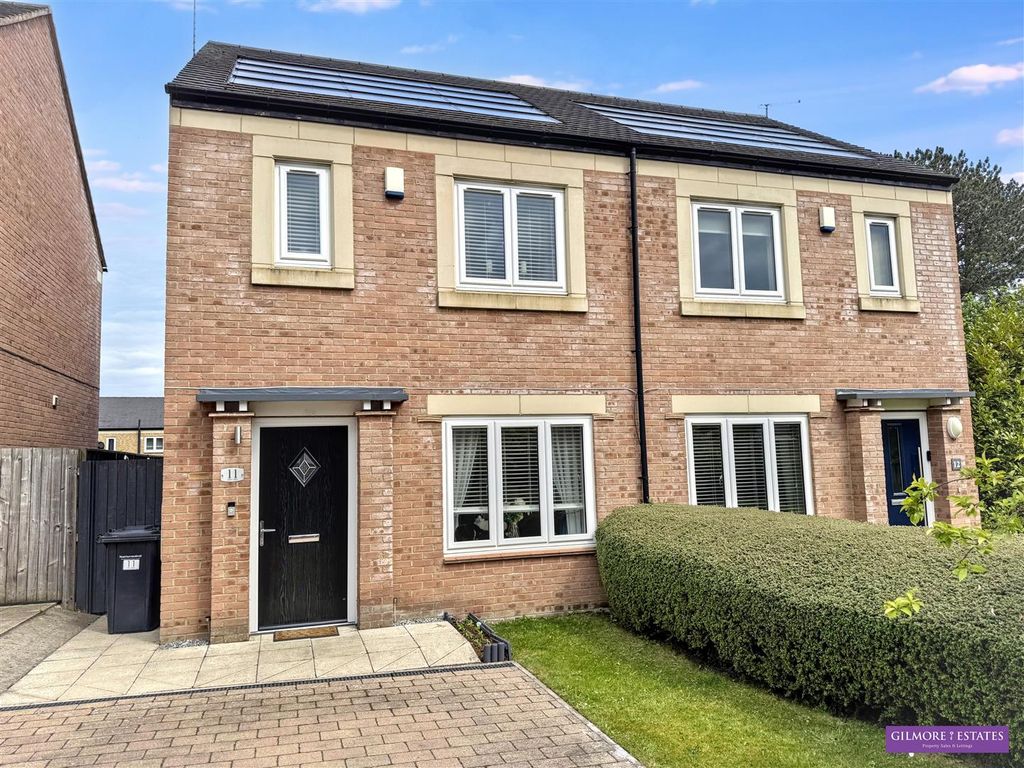 2 bed property for saleFern Close, Prudhoe NE42