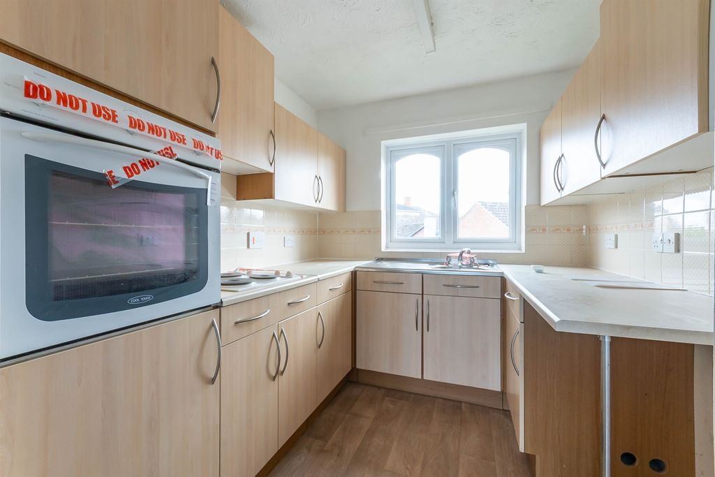 Additional image 2 of 2 bed flat for saleNewnham Green, Maldon CM9