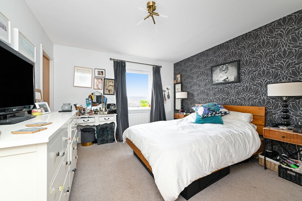 Additional image 20 of 4 bed town house for sale70 Burnbrae Road, Bonnyrigg EH19