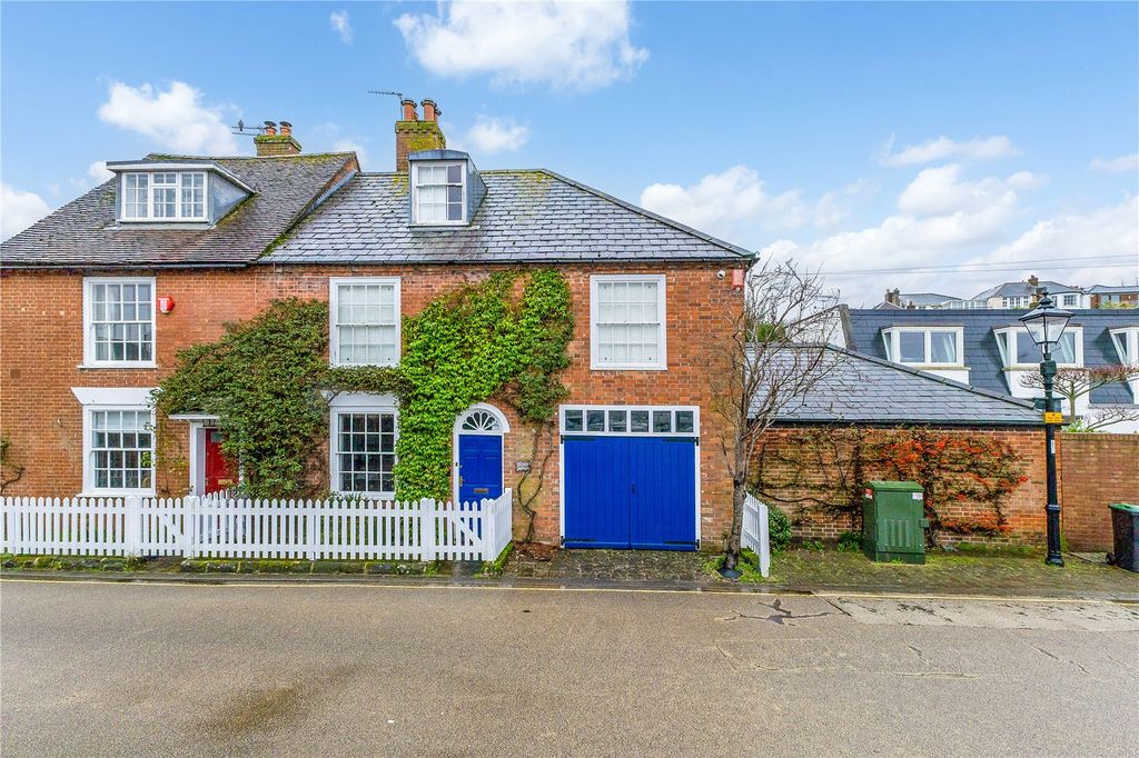 4 bed semi-detached house for saleQuay Road, Lymington, Hampshire SO41