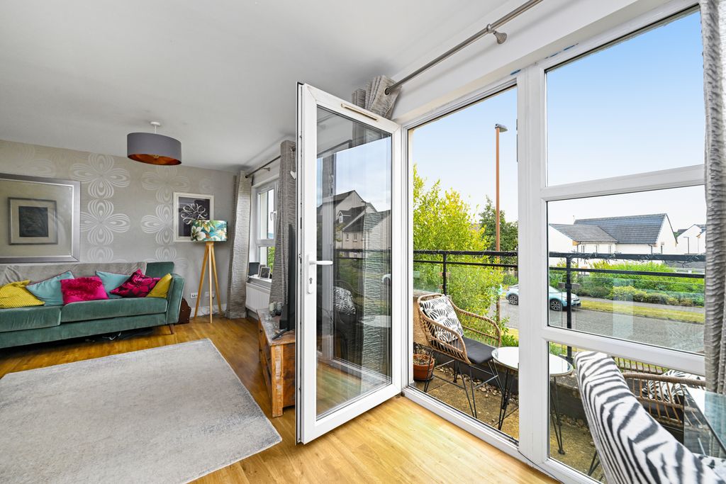 Additional image 3 of 4 bed town house for sale70 Burnbrae Road, Bonnyrigg EH19