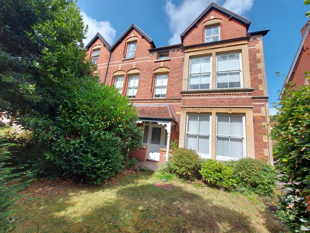 3 bed flat for saleBlenheim Road, Minehead TA24