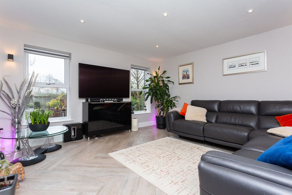 Additional image 9 of 5 bed detached house for saleEdgewater Oaks, Preston PR4