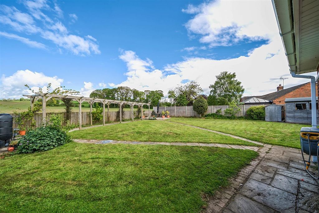 Additional image 2 of 3 bed detached bungalow for saleTitley, Kington HR5