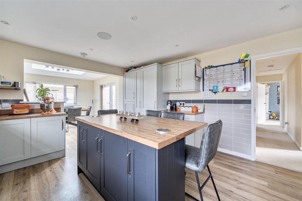 Additional image 6 of 3 bed detached bungalow for saleAshfield Park, Martock TA12
