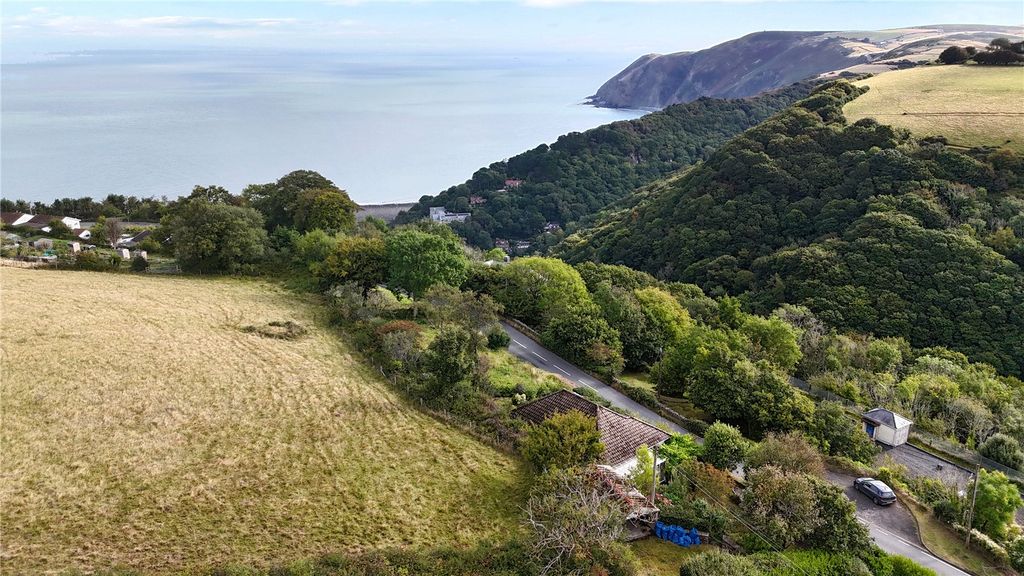 3 bed bungalow for saleStation Hill, Lynton, Devon EX35 photo 2