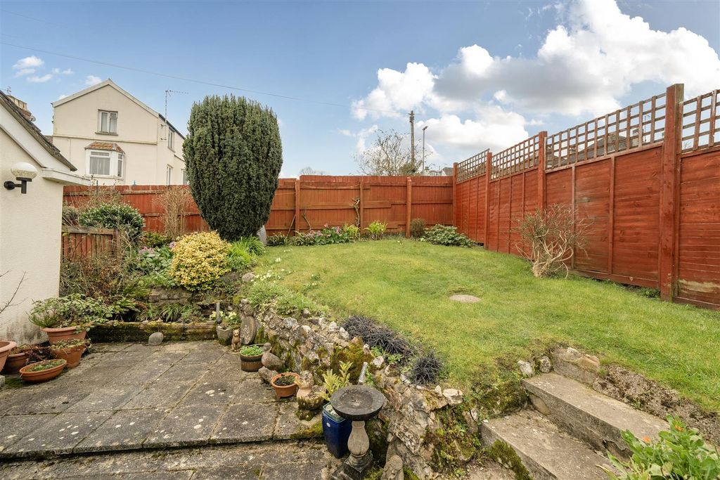 Additional image 14 of 3 bed detached bungalow for saleAvenue Road, Lyme Regis DT7