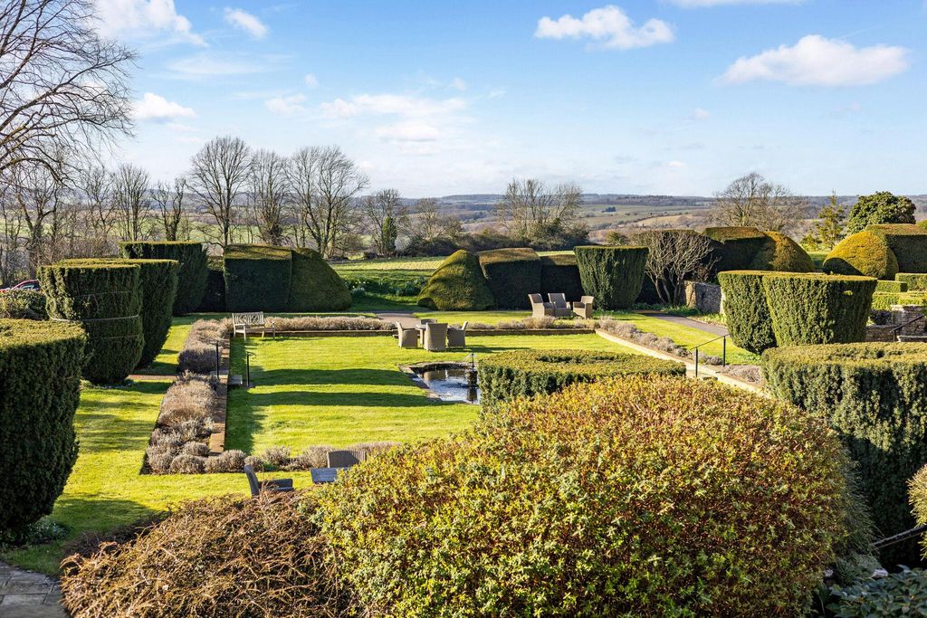 Additional image 16 of 2 bed flat for saleEvesham Road, Stow On The Wold, Cheltenham, Gloucestershire GL54