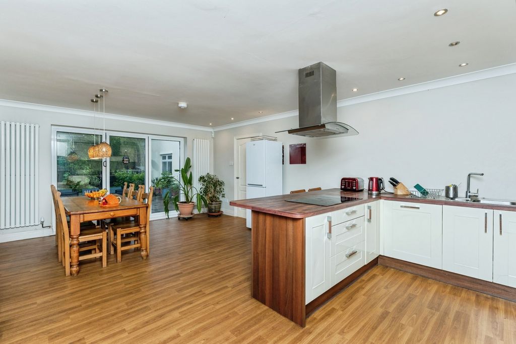 Additional image 2 of 4 bed detached house for saleLiverpool Road, Neston, Cheshire CH64