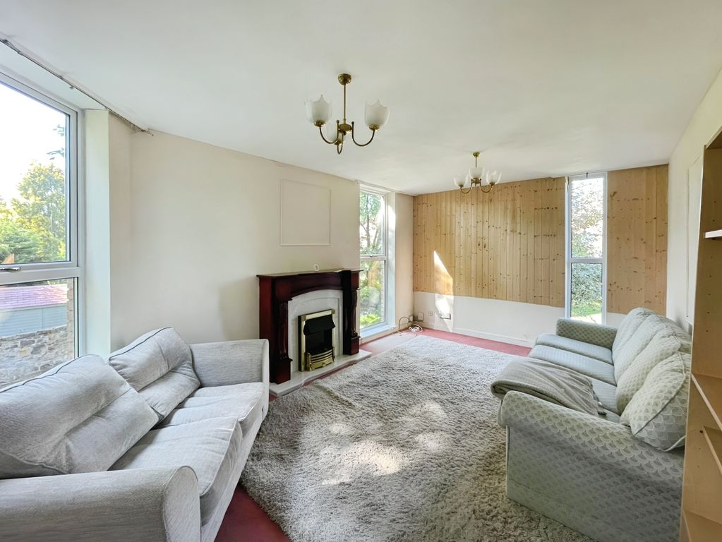 Additional image 2 of 2 bed flat for saleShrewsbury Road, Prenton CH43