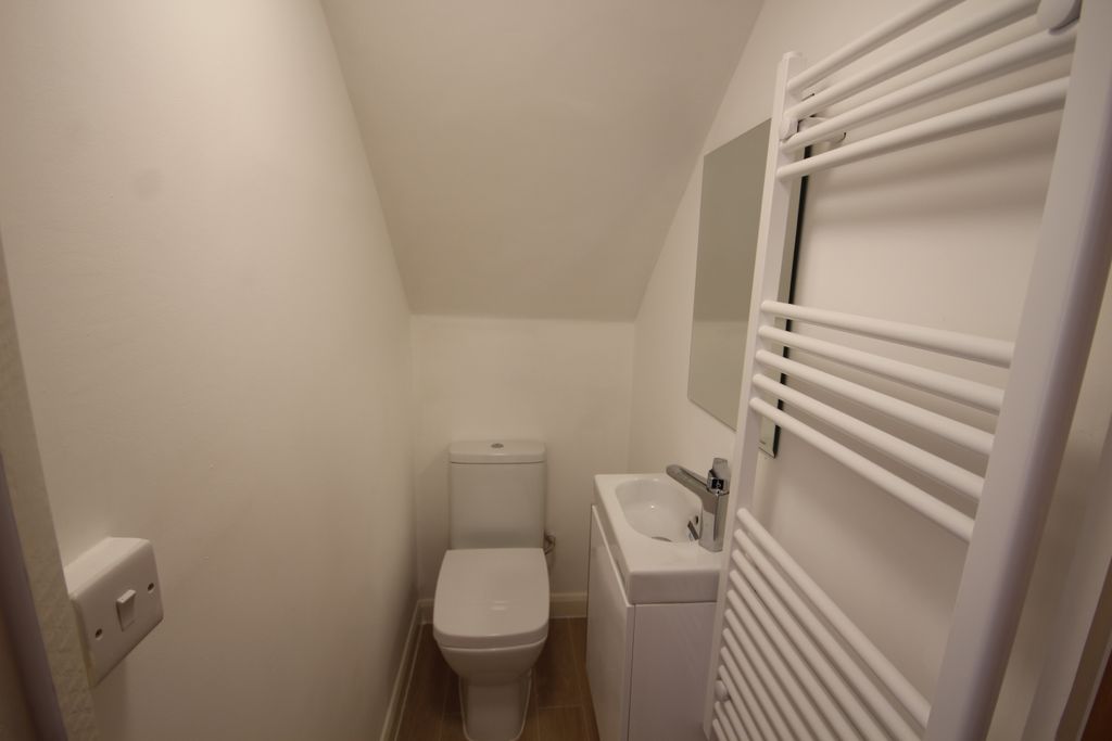 Additional image 7 of 2 bed flat for saleFlat 8, The Old Victorian School, 22 Albert Street, Newark NG24