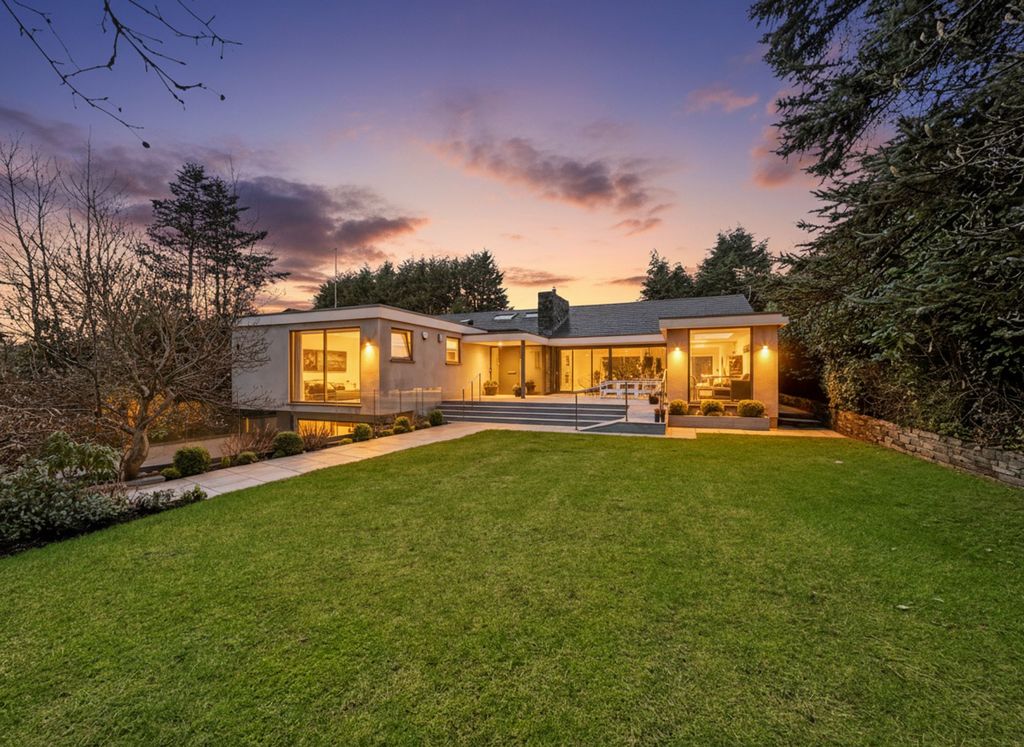 4 bed detached bungalow for saleOld Hall Road, Salford M7