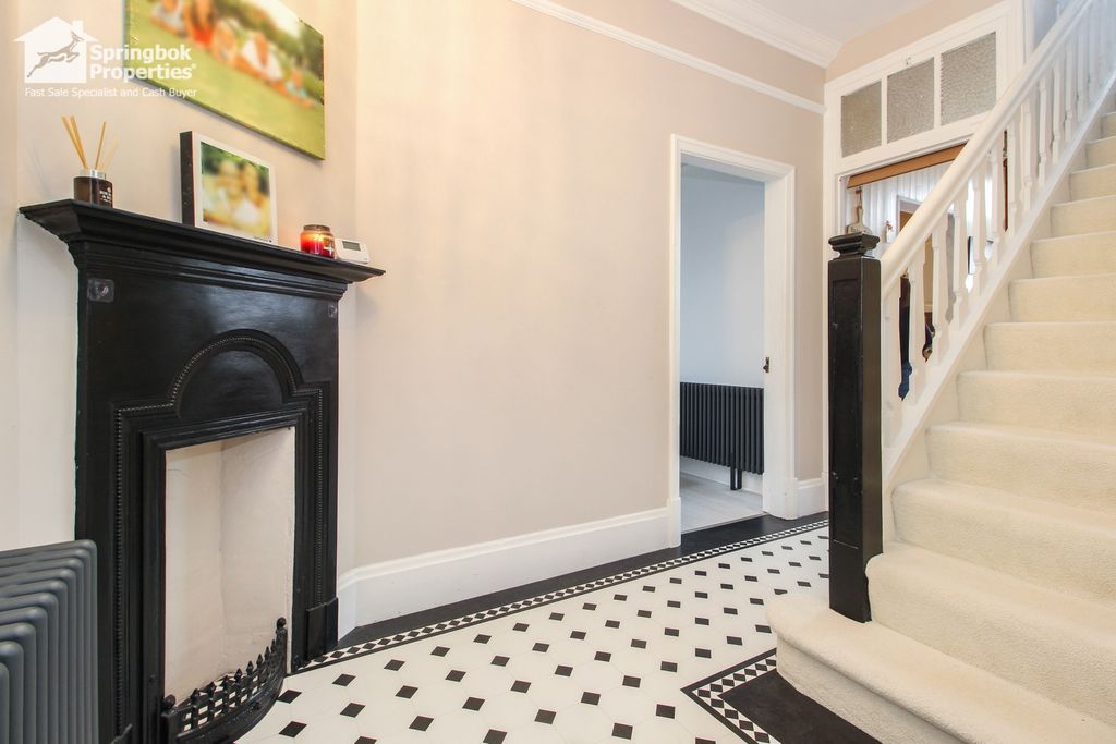 Additional image 2 of 5 bed semi-detached house for saleSnydale Road, Normanton, Wakefield, West Yorkshire WF6